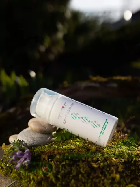 Уход за телом PeptideBio Крем для рук с пептидами смягчающий 100 мл Уход за телом PeptideBio Крем для рук с пептидами смягчающий 100 мл